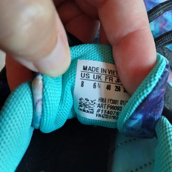 Womens Adidas Running Sneakers Size 8 - Purple/Blue Pretty "Cracked Ice" Pattern - Picture 2 of 8